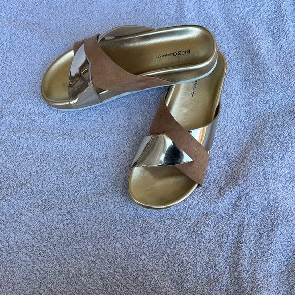 New BCBGENERATION Gold Slide Sandals - Picture 7 of 8